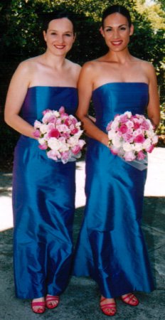 blue_bridesmaids_2.jpg (27287 bytes)