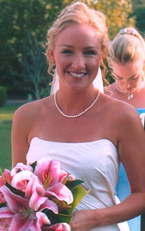 blush_drape.jpg (28064 bytes)