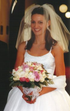 chiffon_and_beads.jpg (17243 bytes)