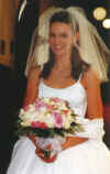 chiffon_and_beads.jpg (17243 bytes)
