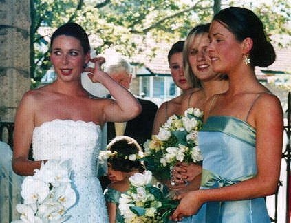organza_and _tai4.jpg (35771 bytes)